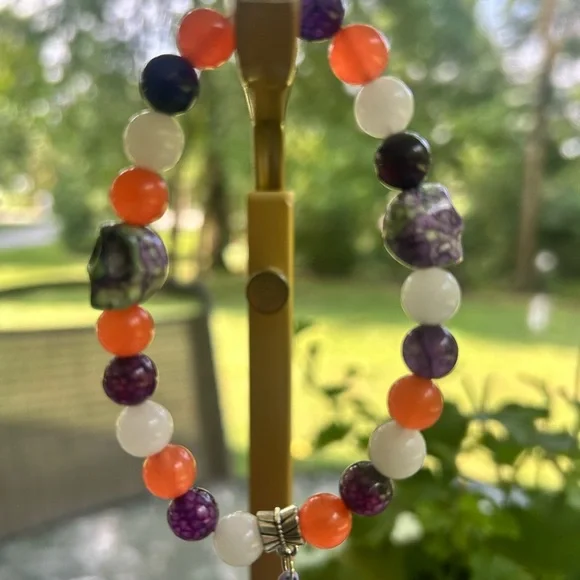 NWT-Colorful Beaded Bracelet with Ghost Charm - Picture 3 of 4
